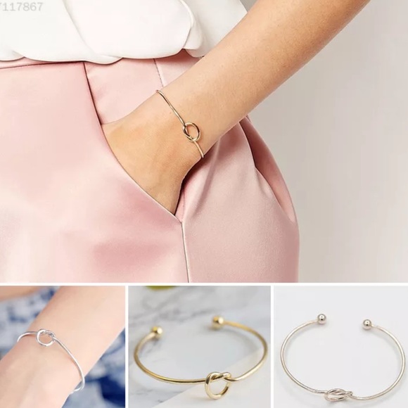 {HAMPTON} simple dainty love knot bracelet - Picture 2 of 5
